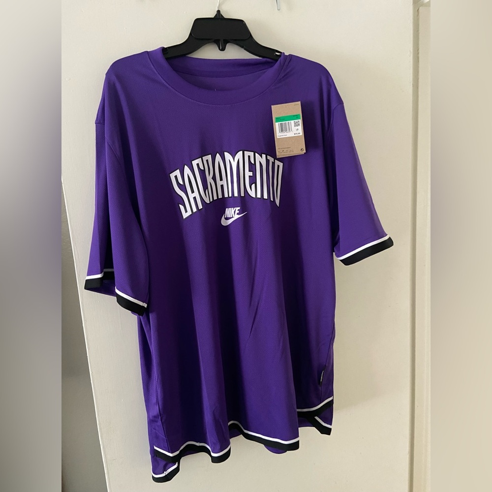 Sacramento Kings Nike 2024/25 Classic Edition Pregame Shooting T-Shirt - Purple
